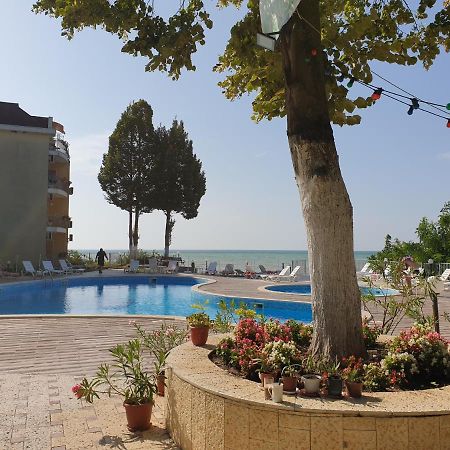 Helios Hotel Balcsik Kültér fotó