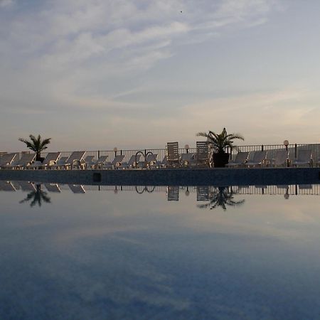 Helios Hotel Balcsik Kültér fotó
