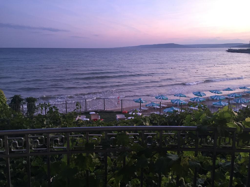 Helios Hotel Balcsik Kültér fotó
