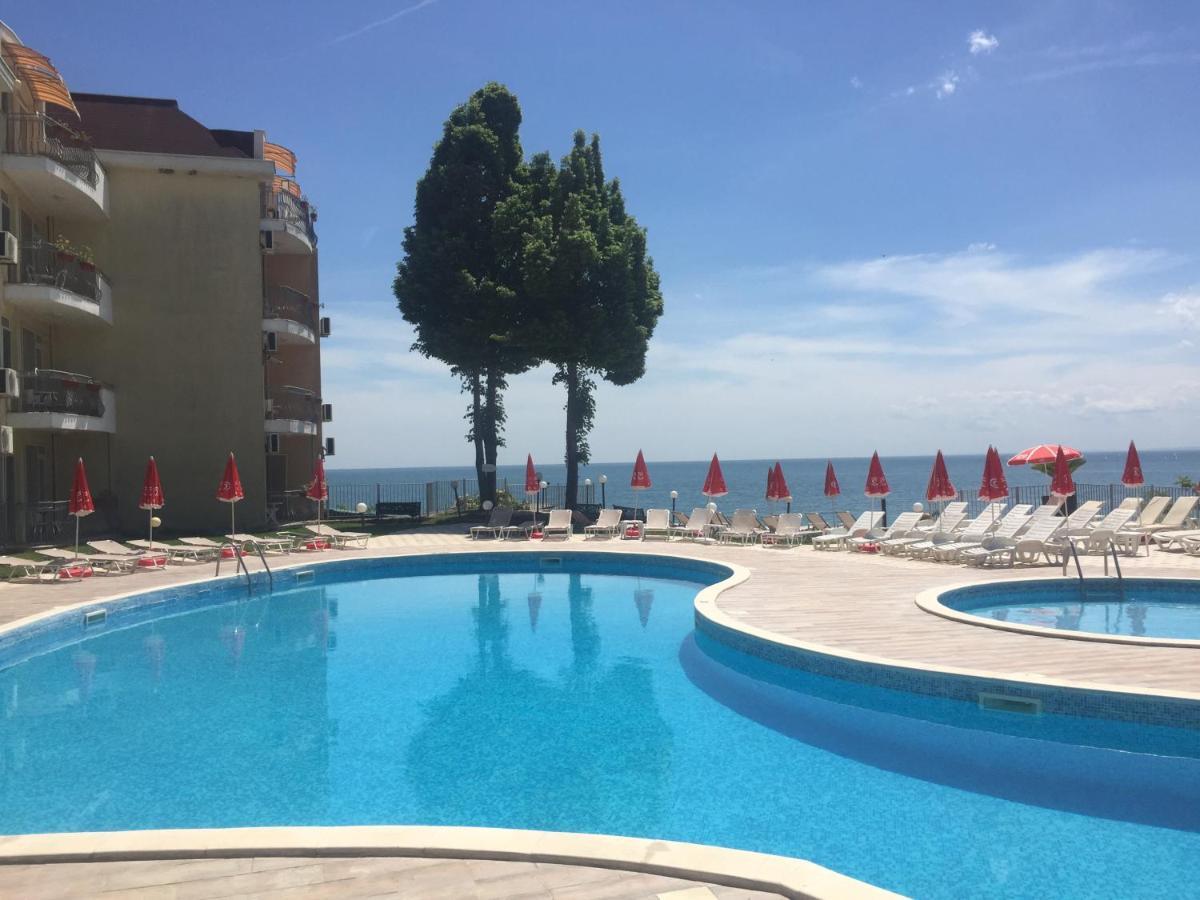 Helios Hotel Balcsik Kültér fotó
